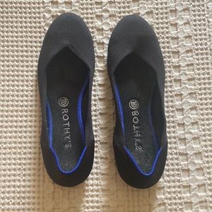 Rothy’s Women’s Rounded Toe Flat Shoe